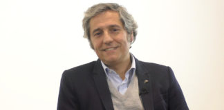 Caridi a Riviera Time: “Per restare in piedi, la Sinfonica si avvicini al pop”