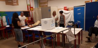 Elezioni e scuola a rischio con l’aumento dei casi Covid, l’ipotesi del dottor Ricciardi non va giù al governatore Toti ELEZIONI