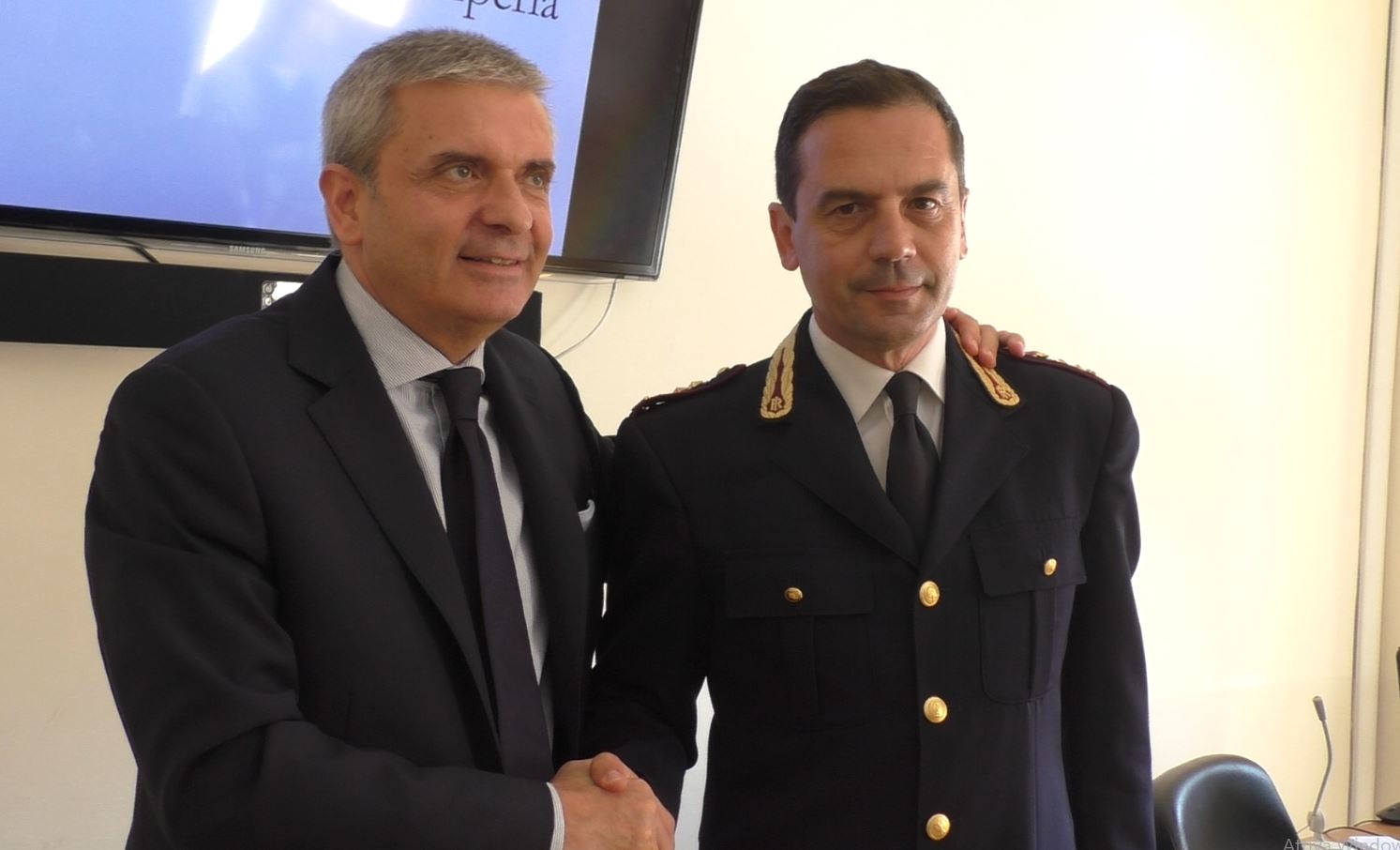Presentato il nuovo Dirigente del Commissariato di Sanremo, Giovanni