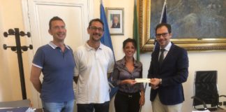 Bordighera, consegnato assegno dal Comune alla banda musicale di Borghetto San Nicolò