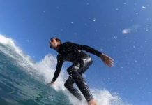 Surfare in mezzo alle balene, il nuovo video del bordigotto Federico Infantino