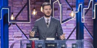 Dopo la conferma di Amadeus al Festival, scatta il toto-nomi per il ‘Dopo Festival’: Cattelan alla conduzione?