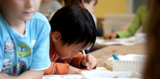 Avvio anno scolastico 2019/2020: l’amministrazione di Bordighera in visita nelle scuole della città bambini scuola