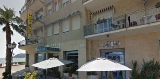 Coronavirus, pronti i trasferimenti per i 32 ospiti piemontesi dell’albergo di Alassio hotel bel sit