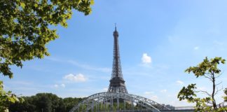 Urne aperte in Francia, come prevedibile bassa l’affluenza