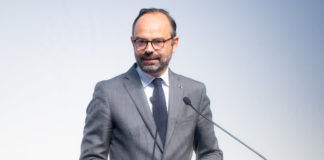 Oggi la Francia comunica le norme per bar e ristoranti che possono riaprire dal 2 giugno. Nessun decesso in Costa Azzurra, nessun nuovo malato a Monaco Eduard Philippe