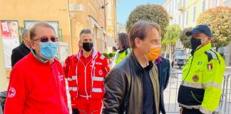 Covid, Diano Marina: visita dell’assessore regionale Scajola al centro vaccinale