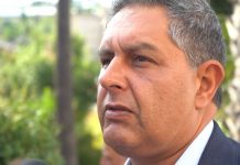 Giovanni Toti patteggia: svolgerà 1.620 ore di lavori socialmente utili presso la Lilt giovanni toti