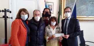 Bordighera, donato il fondo di solidarietà della Giunta all’associazione ‘A Pria Presiuza’