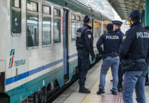 Ventimiglia, rubavano dai treni gli oggetti dimenticati dai passeggeri: indagati tre addetti alle pulizie polizia stazione - polfer