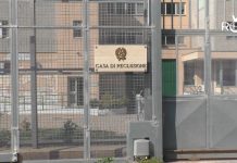 Sanremo, notte di violenza in carcere: detenuti aggrediscono otto agenti, poliziotto sfregiato con una lametta carcere sanremo