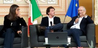 Diano Marina, successo per il primo incontro de “I Venerdì della Conoscenza”