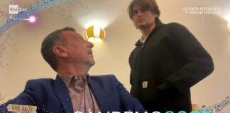 Festival di Sanremo, mercoledì 8 febbraio sul palco dell’Arsiton ci sarà anche il comico Angelo Duro. L’annuncio di Amadeus a VivaRai2! angelo duro