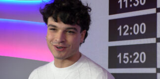 Sanremo 2023, Leo Gassmann in conferenza: “Grazie a tutti: che sorpresa il quinto posto! Mi sono rilassato nel ‘sottoscala’…” leo gassman