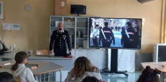 I Carabinieri di Bordighera incontrano gli studenti del “Montale”