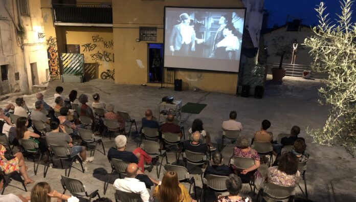 Cinema sotto le stelle