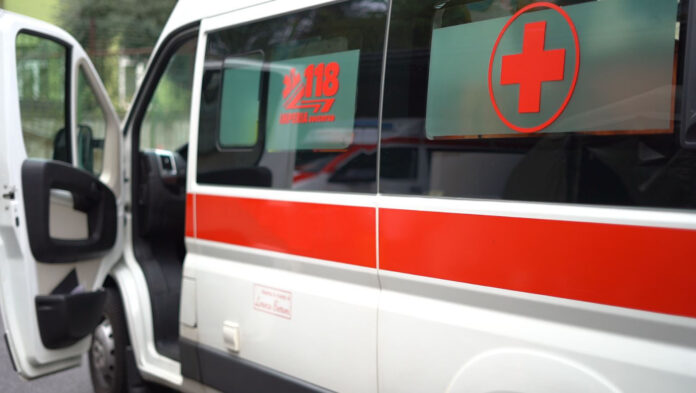 croce rossa ambulanza