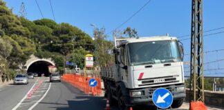 Bordighera, al via i lavori in via Arziglia per la sostituzione della ringhiera