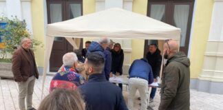 Diano Marina, continua la raccolta firme contro il CPR: si può firmare anche domani e domenica