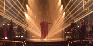 Sanremo 2024, Marco Mengoni incanta il Teatro Ariston con un emozionante medley di successi marco mengoni