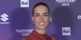 Sanremo 2024, i ‘Diamanti grezzi’ di Clara splendono sul palco: “Ci siamo dati la carica con Sangio e Alessandra Amoroso” clara