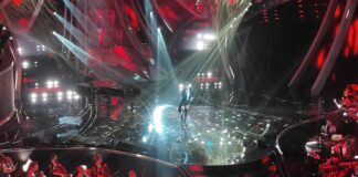 Giorgia incanta Sanremo: standing ovation per i 30 anni di ‘E poi’ e sorpresa speciale da Amadeus! giorgia