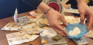 Diano Marina, eseguono uno sfratto e trovano 80 grammi di cocaina: arrestato dai Carabinieri