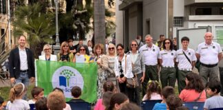 Le scuole di Diano Marina ricevono la Bandiera Verde, un importante passo avanti per l’educazione ambientale