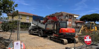 Diano Marina, rimandata la chiusura di via Saponiera a lunedì 8 luglio. Aperto varco in piazza della Costituzione