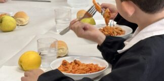 Diano Marina, riaperte le iscrizioni al servizio di refezione scolastica per l’anno 2024/25 mensa