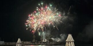 Diano Marina, sale l’attesa per i fuochi d’artificio di Ferragosto. Disposta la chiusura dei moli dell’area porto fuochi d'artificio diano marina