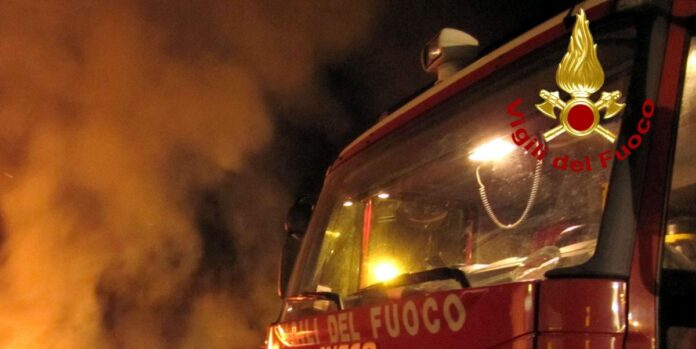 vigili del fuoco notte