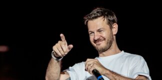 Sanremo 2025: Alessandro Cattelan sarà co-conduttore della serata finale cattelan