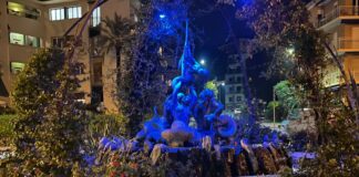 Bordighera s’illumina di turchese per supportare la campagna “Uniti per la dislessia” fontana bordighera