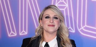 Katia Follesa alla co-conduzione del Festival di Sanremo 2025 katia follesa