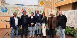 “Il futuro dei Sapiens”: Comune di Diano Marina gremito per il secondo incontro con i “Venerdì della Conoscenza”