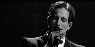 Sanremo 2025: Damiano David torna all’Ariston e incanta con “Felicità ” di Lucio Dalla damiano david