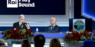 Sanremo, presidente Bucci presenta premio vincitore serata delle cover: “Festival eccellenza della Liguria”