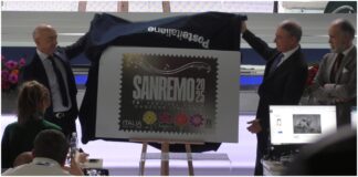 Sanremo 2025, presentato il francobollo del 75esimo Festival della Canzone Italiana