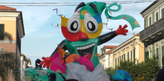 Diano Marina, Carnevale confermato per il 9 marzo: sfilata dei carri allegorici anticipata alle 11 carnevale diano marina