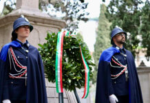 Imperia ricorda le vittime del Covid: deposte corone di alloro nei cimiteri di Oneglia e Porto Maurizio