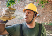 Emergenza caldo, la Prefettura di Imperia rafforza le misure per tutelare i lavoratori operaio caldo