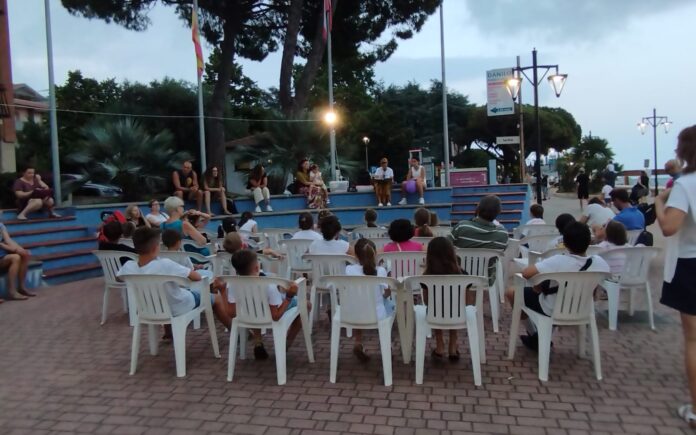 Fiabe da colorare in riva al mare