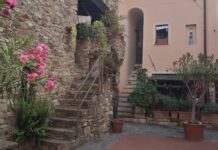 Imperia, “E.A.T. – Eccellenze a Teatro”: l’11 luglio il borgo di Poggi si trasforma in un palcoscenico enogastronomico con aperitivo itinerante