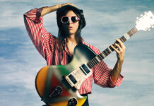 Targhe Tenco 2025: trionfa Lucio Corsi con “Volevo essere un duro” Lucio Corsi