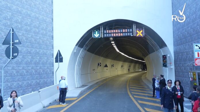 tunnel di tenda