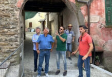 Cosio d’Arroscia, proseguono i lavori in centro paese finanziati dal PSR: entro agosto il completamento delle opere