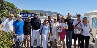 Il Golfo dianese è cardioprotetto: consegnati 10 defibrillatori sulle spiagge grazie all’iniziativa “Ci stai a cuore”