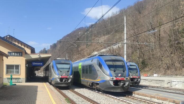 stazione treni limone