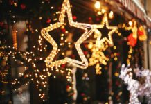 San Bartolomeo al mare è già in clima prenatalizio: via all’allestimento delle luminare